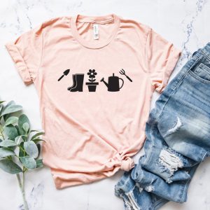 Botanical Garden Tools Vintage Plant Lover Graphic T-Shirt