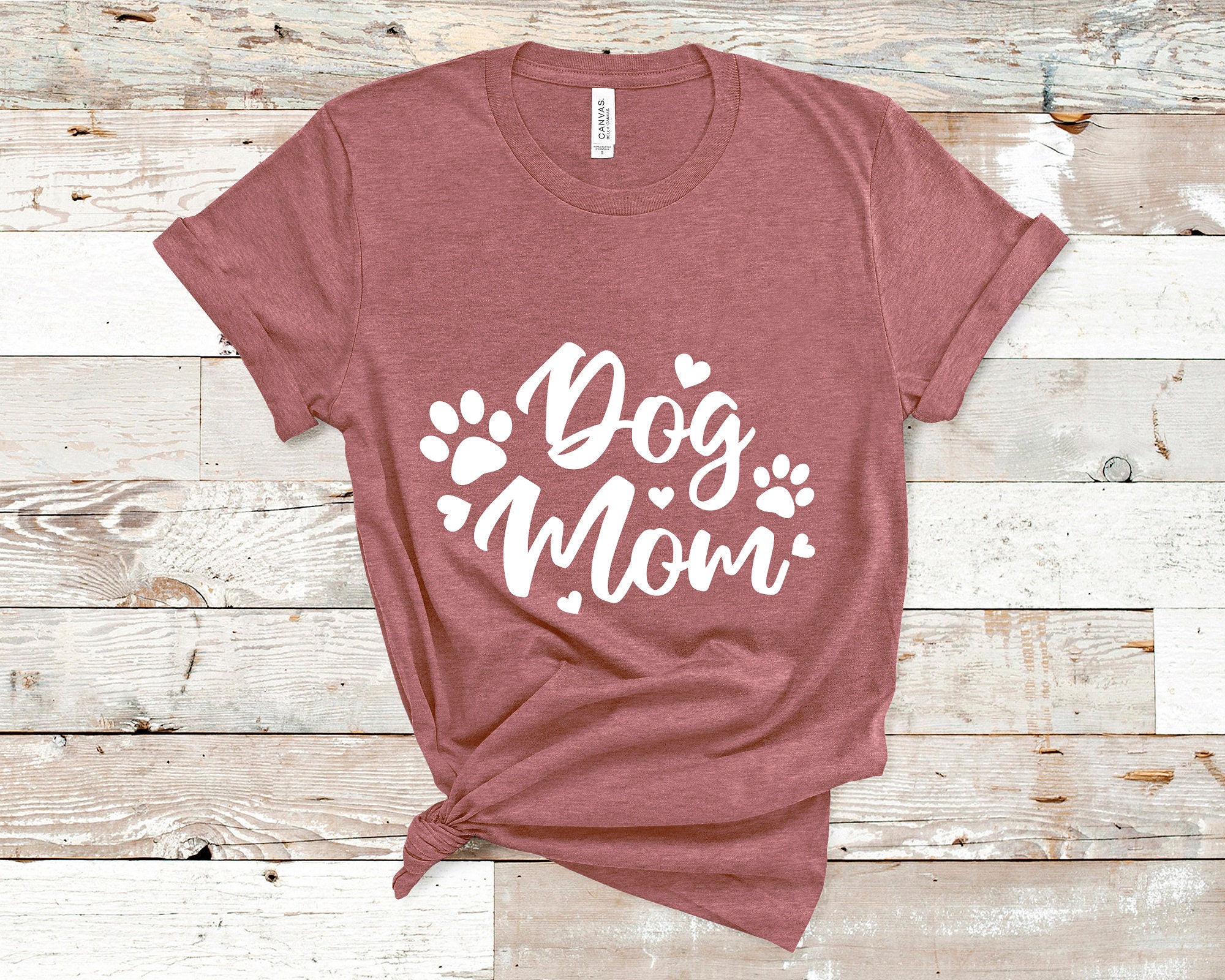 Dog Mom Heart Paw Print Fur Mama Classic Graphic T-Shirt