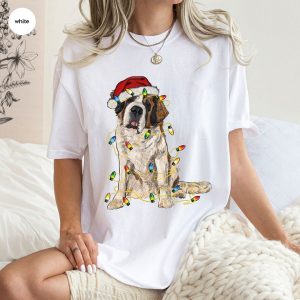 Festive Holiday Dog Mom Cute Christmas Graphic T-Shirt