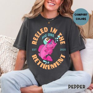 Retirement For Fishing Lovers Funny Fisherman Graphic T-Shirt