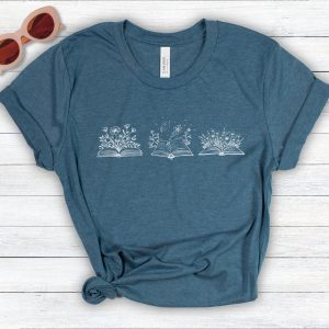 Wildflowers & Books Floral Book Lovers Graphic T-Shirt