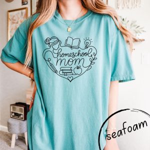 Homeschool Mom Homeschooling Homeschooler Graphic T-Shirt