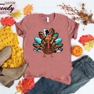 Thanksgiving Turkey Women Day 2026 Gifts Graphic T-Shirt