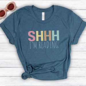 Cute Book Lover Reading Month Teacher Read Graphic T-Shirt