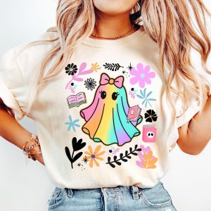 Halloween Books Book Lover Reading Teacher Graphic T-Shirt