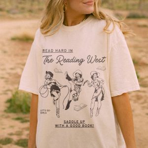 Bookish Cowgirl Cowboy Romance Hot Girls Read Graphic T-Shirt