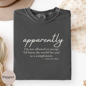 Romantasy Book Lover Reader Bookish Gift Graphic T-Shirt