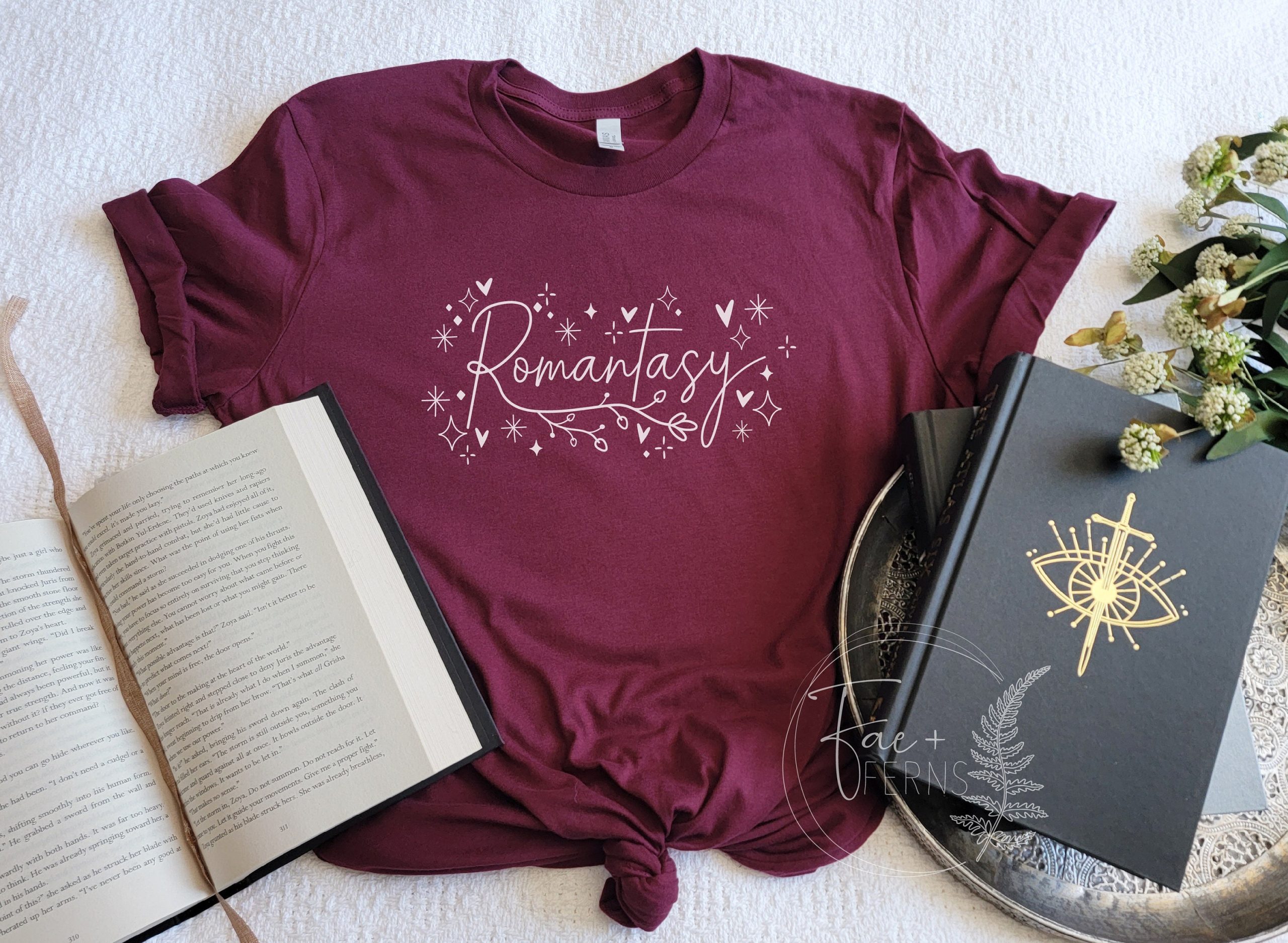 Romantasy Reader Smut Books & Dragons Graphic T-Shirt